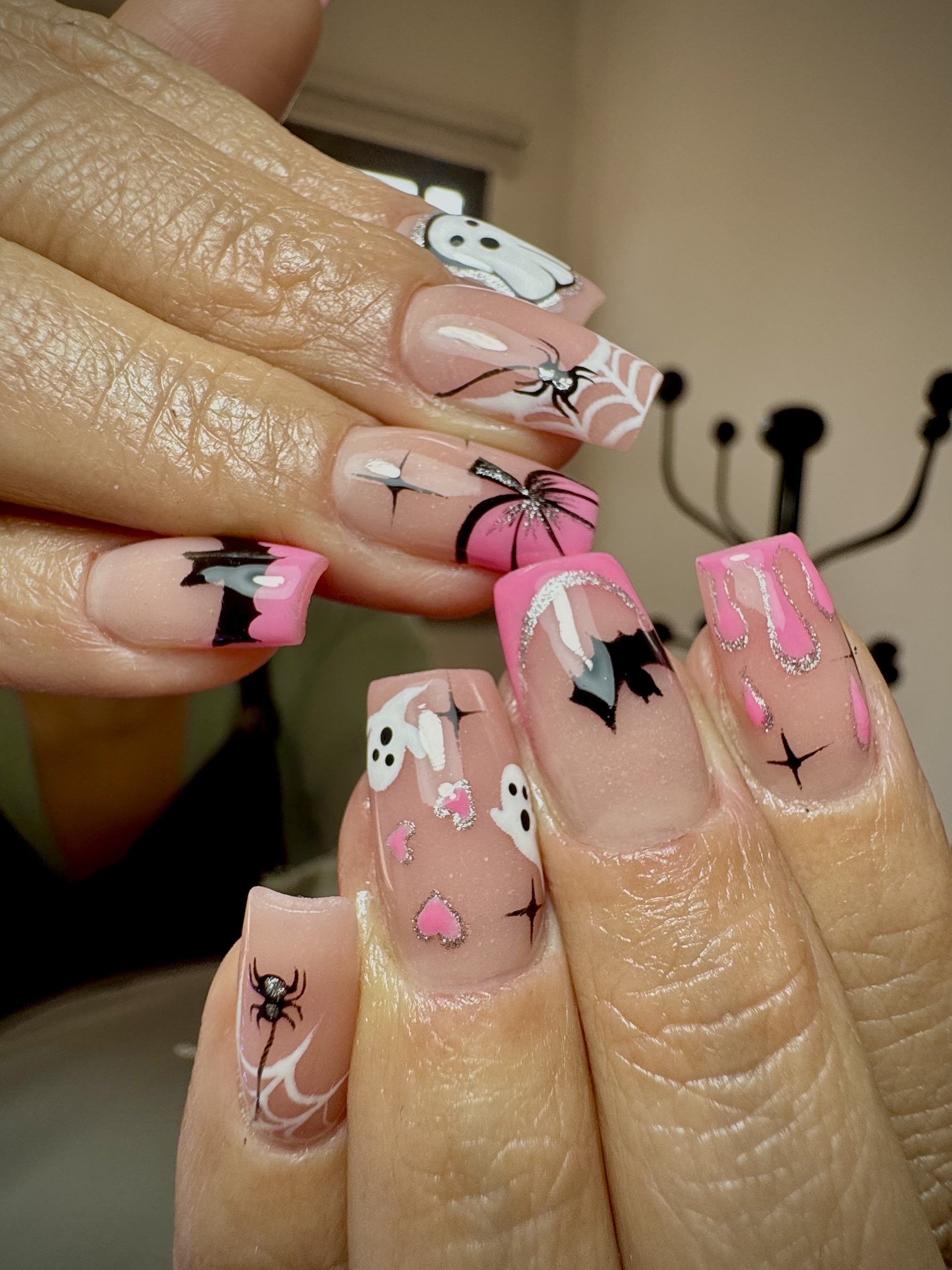 Halloween pink